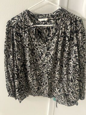 H&M Black and Cream Floral V-Neck Button Blouse